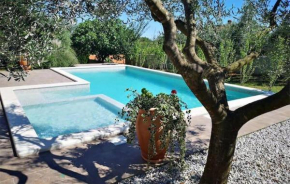 Nice Home In Liznjan With Outdoor Swimming Pool